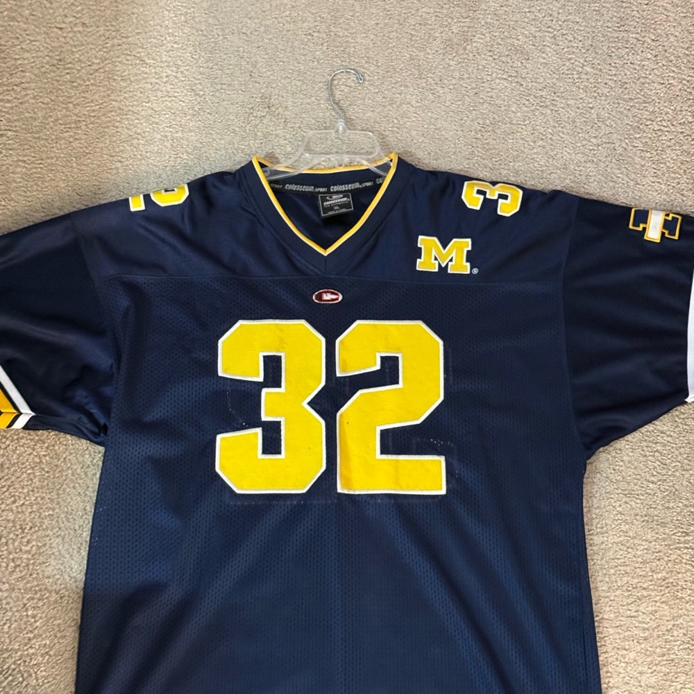 Colosseum Navy and Yellow Jersey